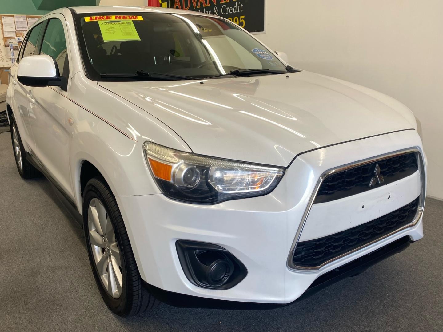2015 WHITE /Gray Mitsubishi Outlander Sport (4A4AR3AUXFE) , located at 533 S West End Blvd., Quakertown, PA, 18951, (877) 257-4995, 40.343994, -75.303604 - INCLUDED IN THE SALE PRICE OF EVERY VEHICLE: 48 Hour Money Back Guarantee 6 Month - 6,000 Mile Warranty Brand New PA State Inspection & Emission $10 Oil Changes for the Life of the Loan Complete CARFAX - Photo#2